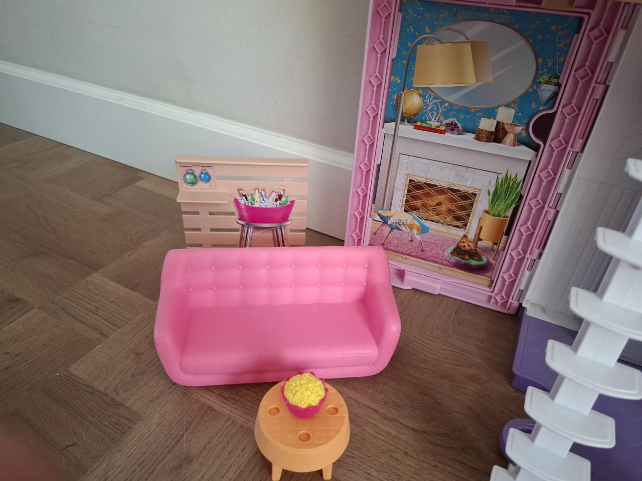 Barbie Malibu huis met meubels en 25+ accessoires 70 cm hoog