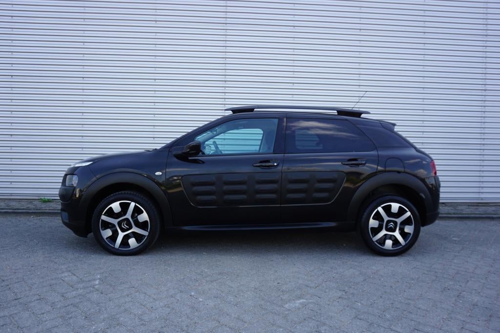 Citroen C4 Cactus 1.2 vti shine climate / navi / cruise / camera / pano / p