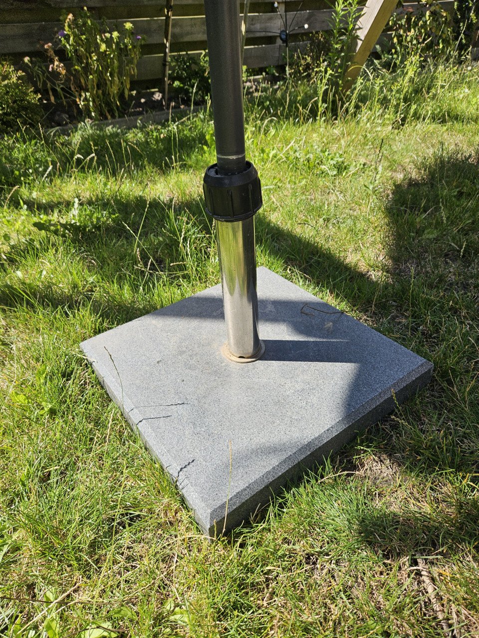 Parasol inclusief zware voet