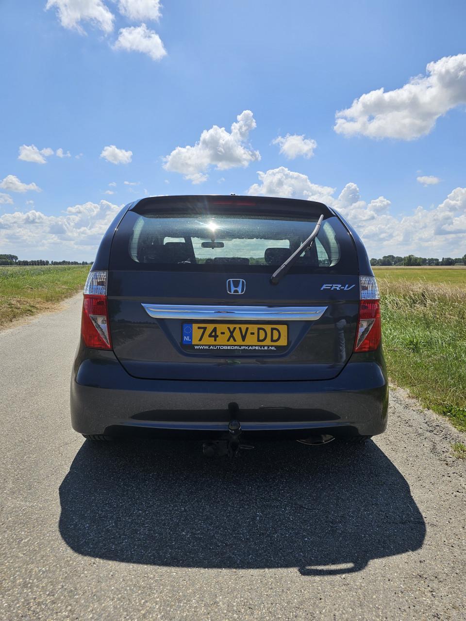 Honda FR-V 6-persoons