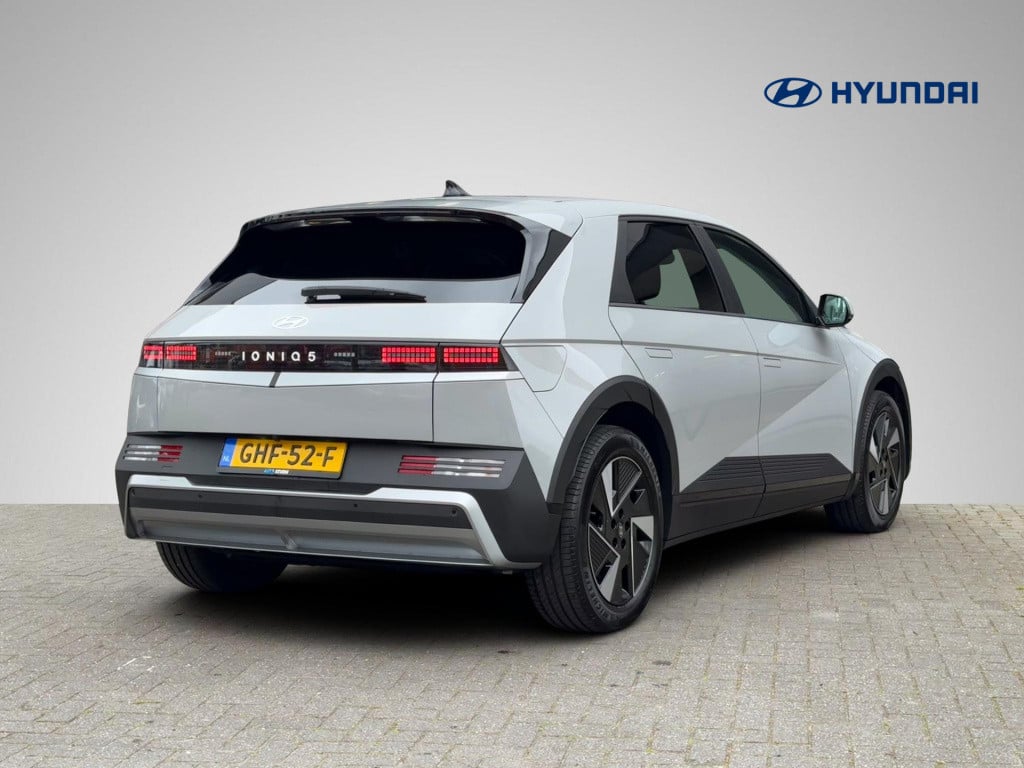 Hyundai Ioniq 5 connect+ 84 kwh nieuw model!