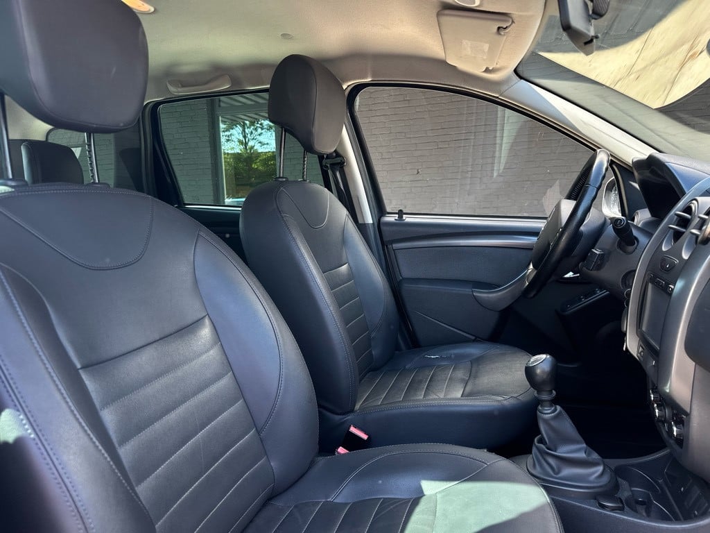 Dacia Duster 1.2 tce 4x2 prestige // schermradio // trekhaak //