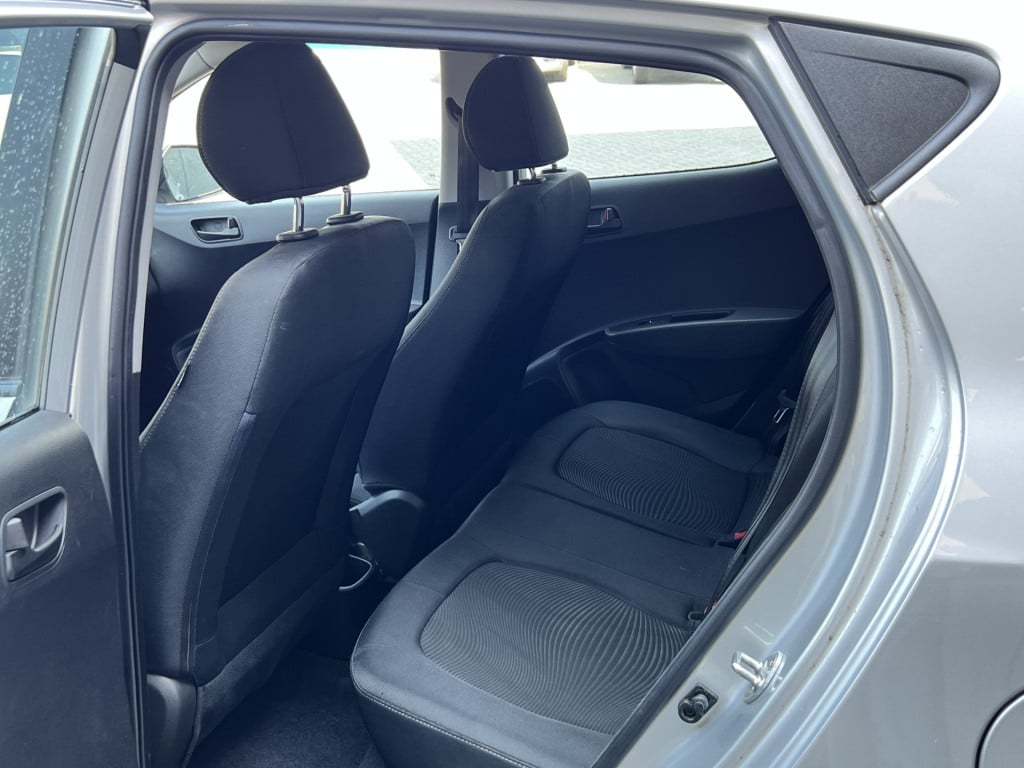 Hyundai I 10 1.0i comfort | nav | apple/ android carplay | cruise control