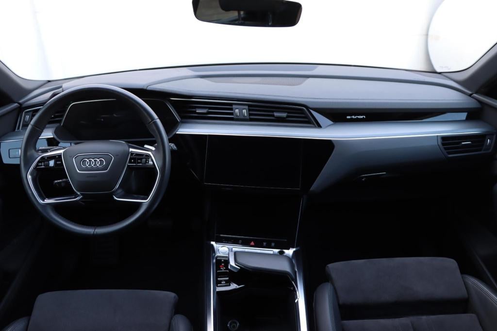 Audi E-tron 55 quattro 95 kwh 408pk | soh 91,8% |