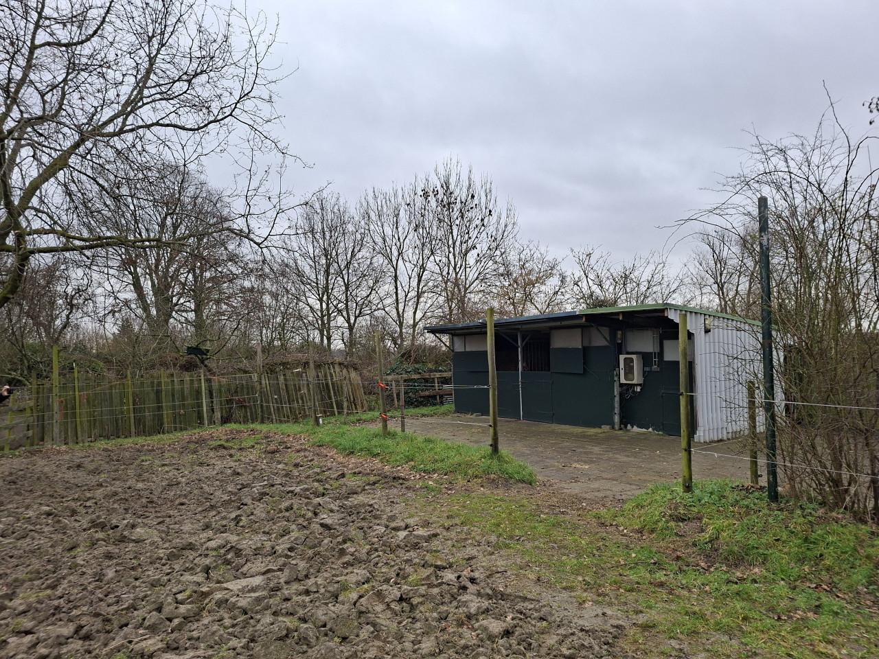 Buitenstallen te koop