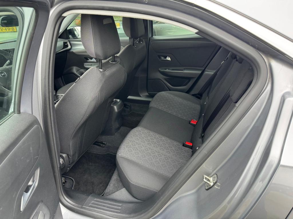 Opel Mokka 1.2 elegance , achteruitrijcamera , stuurverwarming