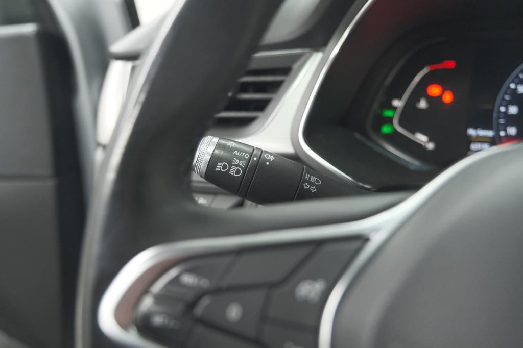 Renault Captur tce 100 intens | camera | navigatie | parkeersensoren