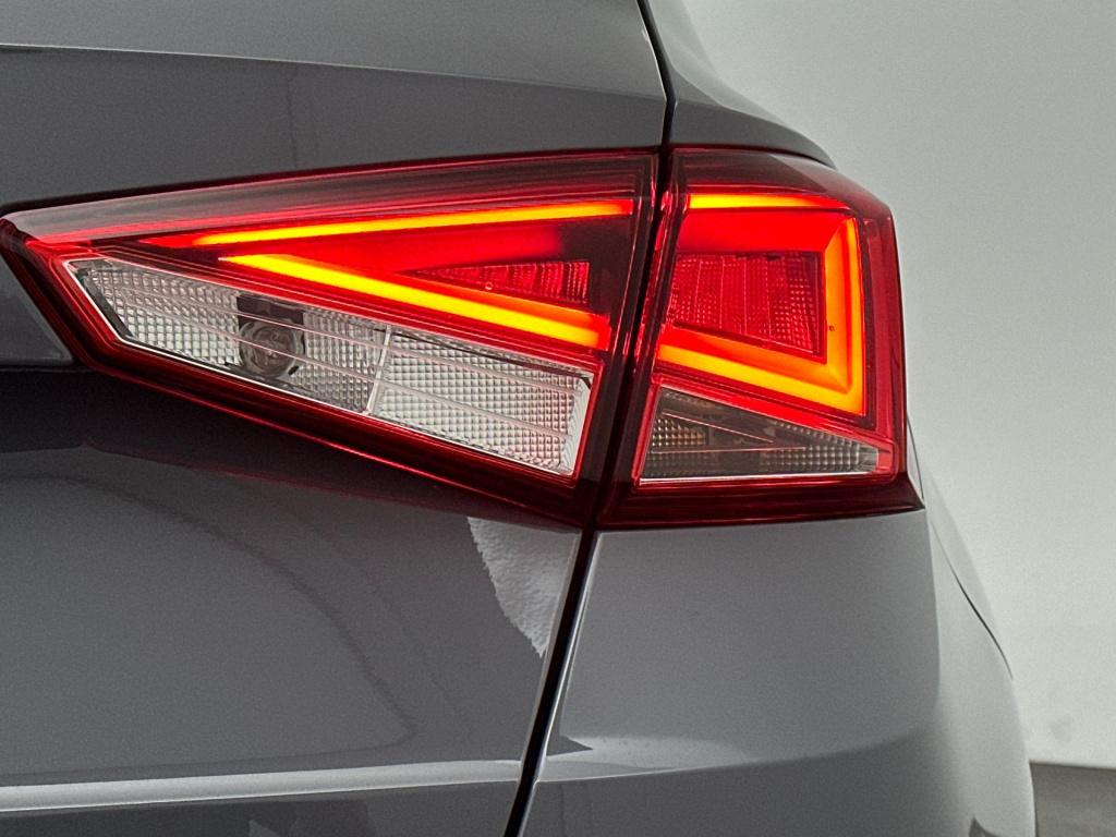 Seat Arona style 1.0 ecotsi 70 kw / 95 pk suv 5 versn. handba