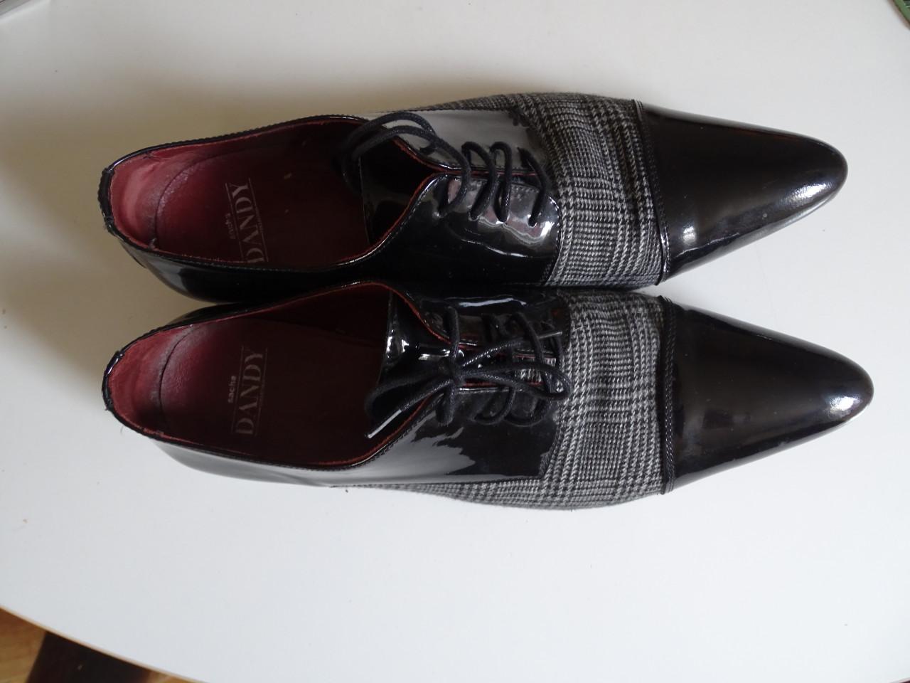 Mooie Italiaanse heren schoenen Lak en ruit Mt 45