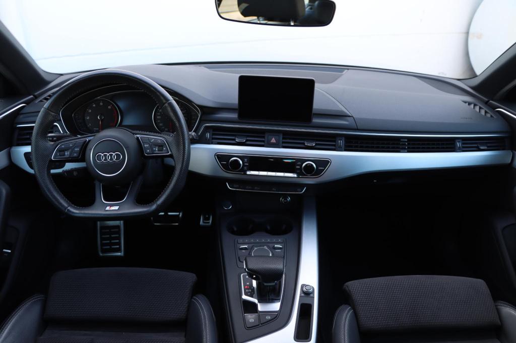 Audi A4 avant 35 tfsi s edition 150pk s tronic