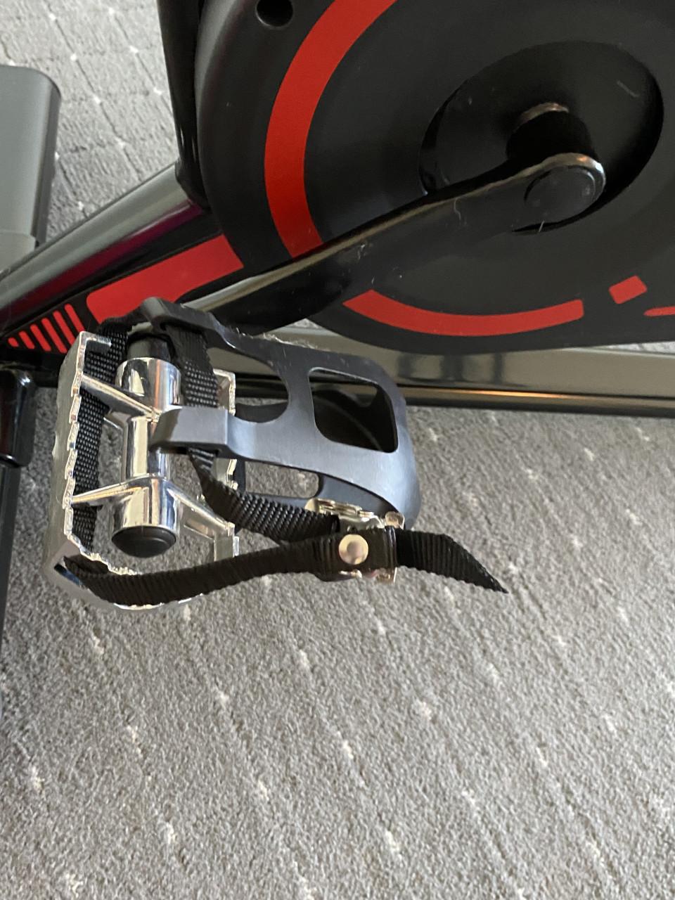 Home trainer bijna nieuw voor langere mensen