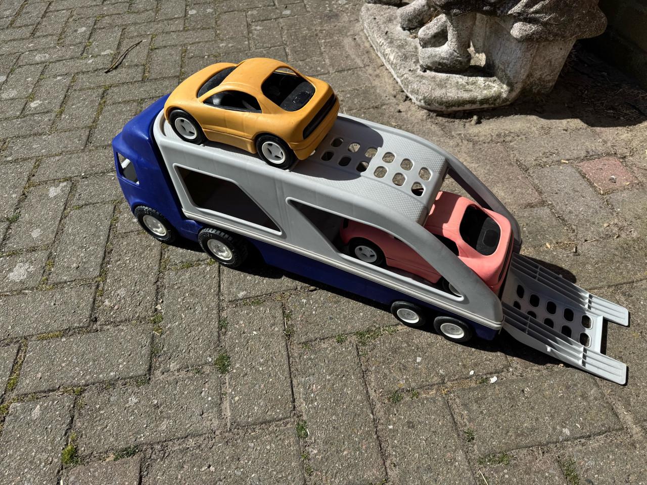 Stevige autotransponder met twee auto’s