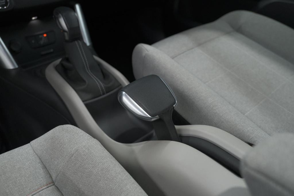 Citroen C3 Aircross puretech 130 eat6 s&s shine | panoramadak | allseason b