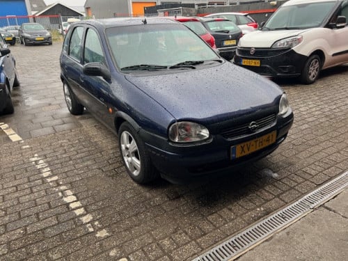 Opel Corsa 1.2-16V