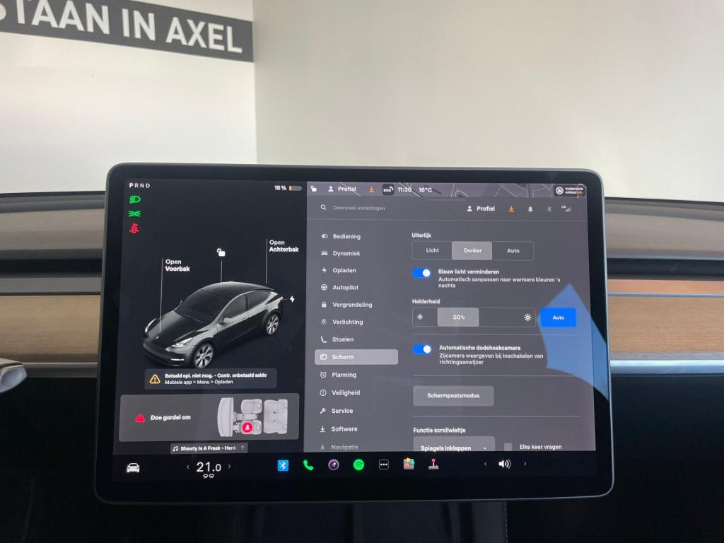 Tesla Model Y long range awd 75 kwh