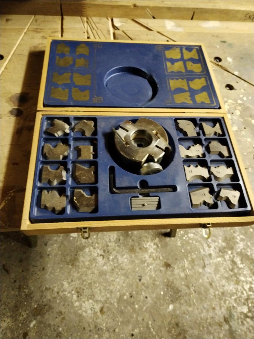 Radiaalzaag Dewalt DW1253