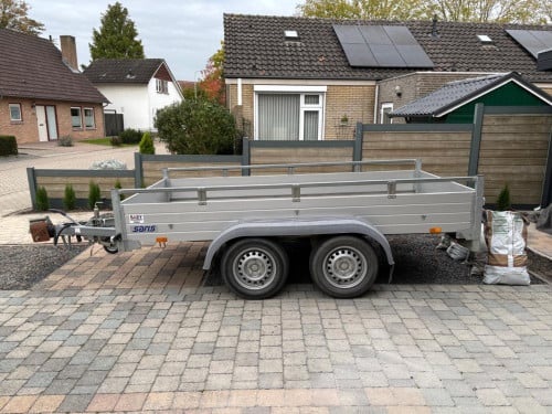 Aanhangwagen Saris