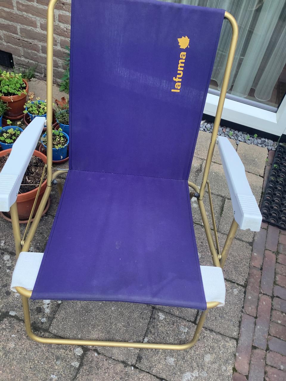 Campingtafel en 3 Lafumastoeltjes