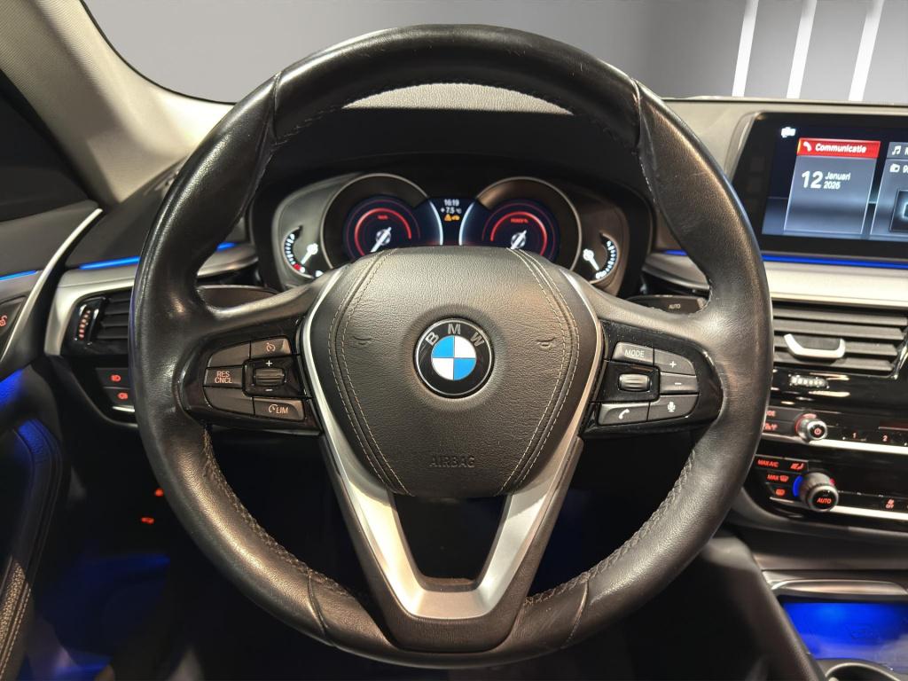 BMW 5 Serie 530e iperformance edrive edition | leder | schuif-/kanteldak | 