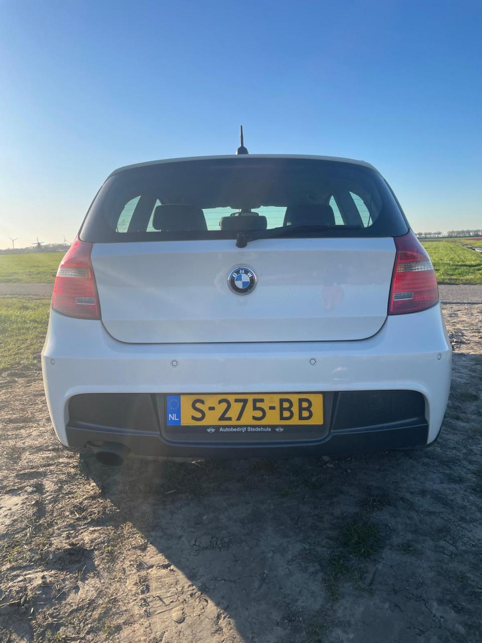 BMW 118i – APK 2027, veel onderhoud,direct rijden, nw banden