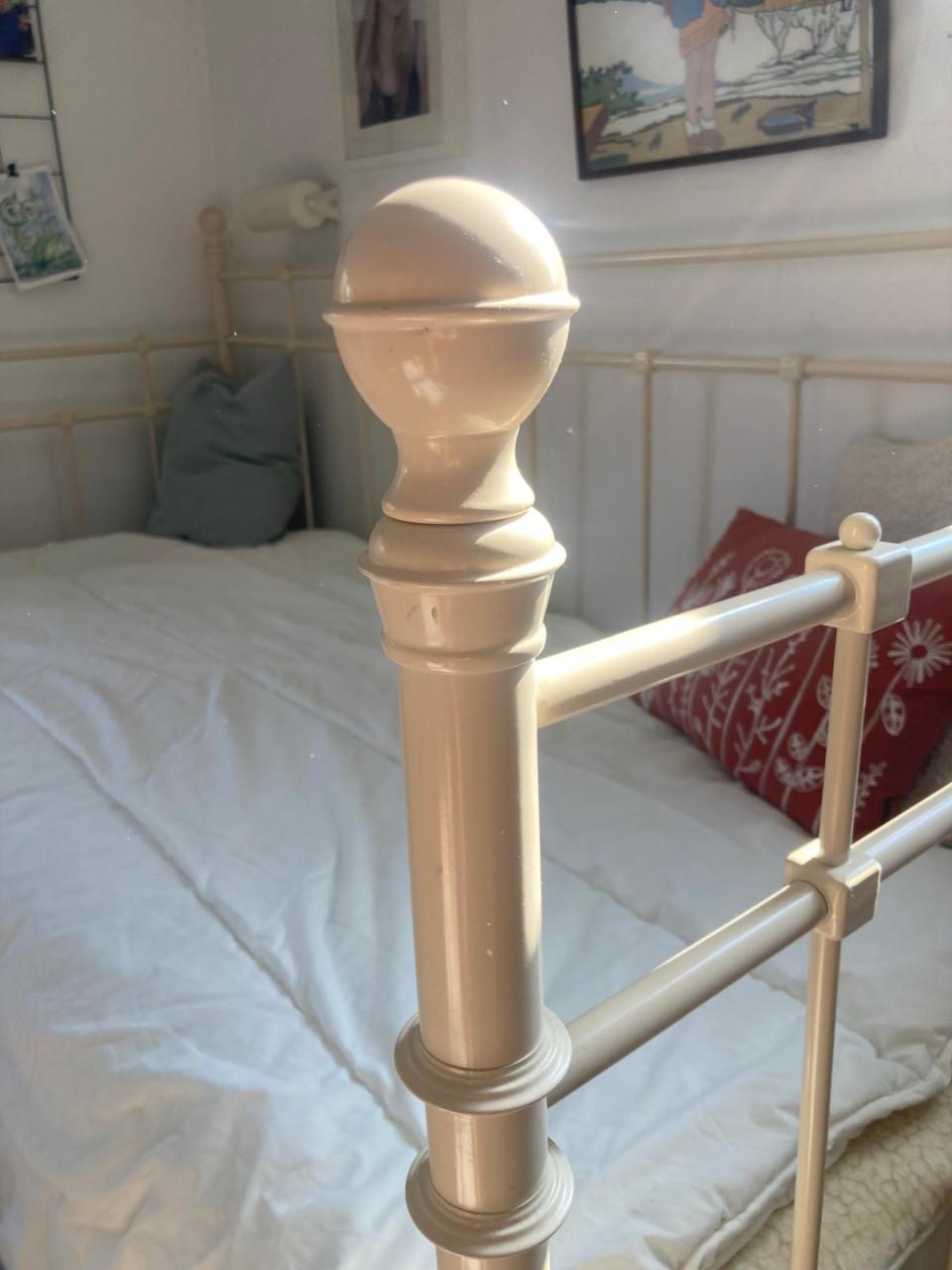 Tromsnes IKEA-bed
