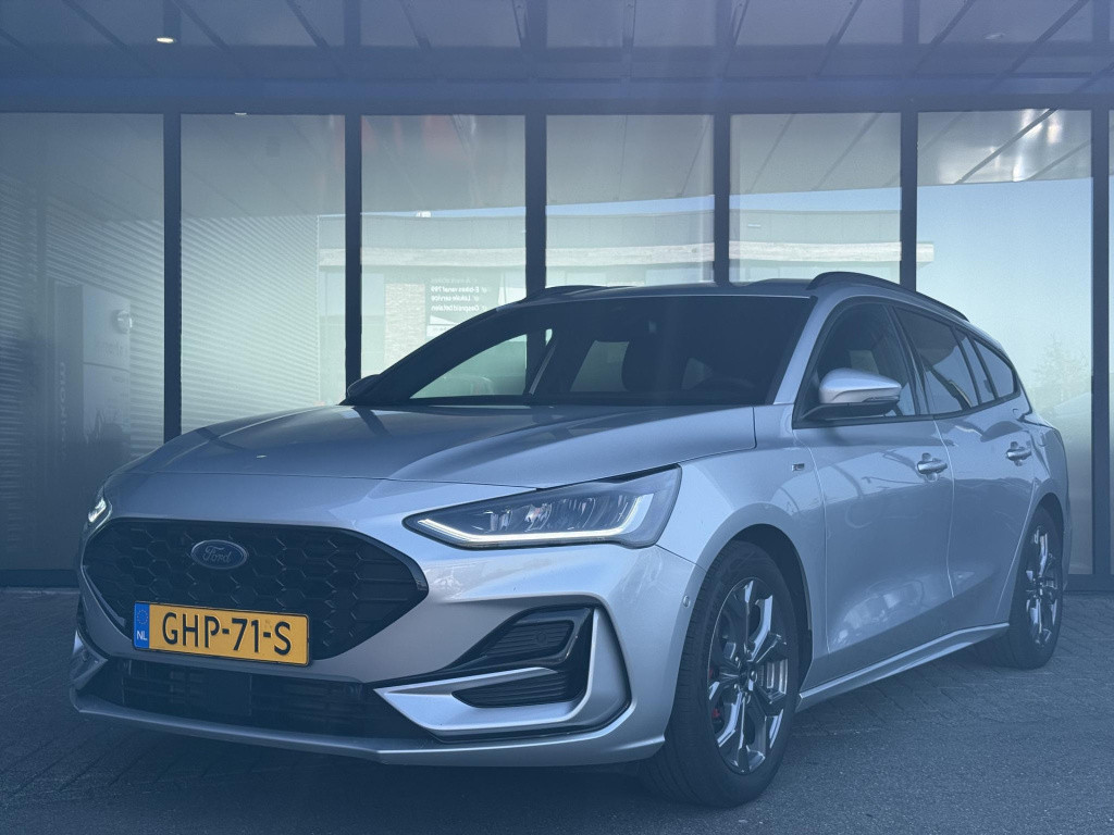 Ford Focus wagon 1.0 ecoboost hybrid st line x | leder interieur | draadloo
