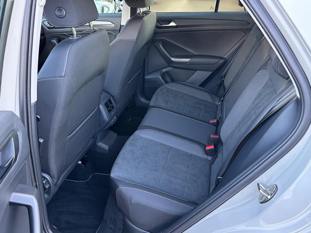 Volkswagen T-roc 1.5 tsi 150pk dsg style carplay | camera | keyless | elek.