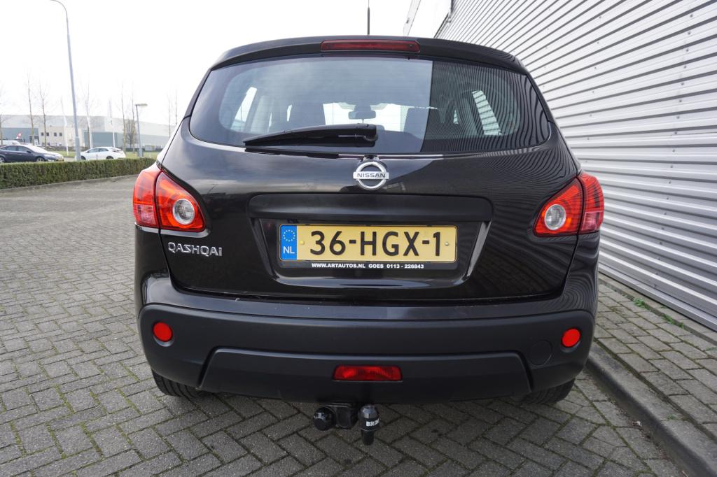 Nissan Qashqai 2.0 tekna climate / navi / cruise / camera / trekhaak / elek