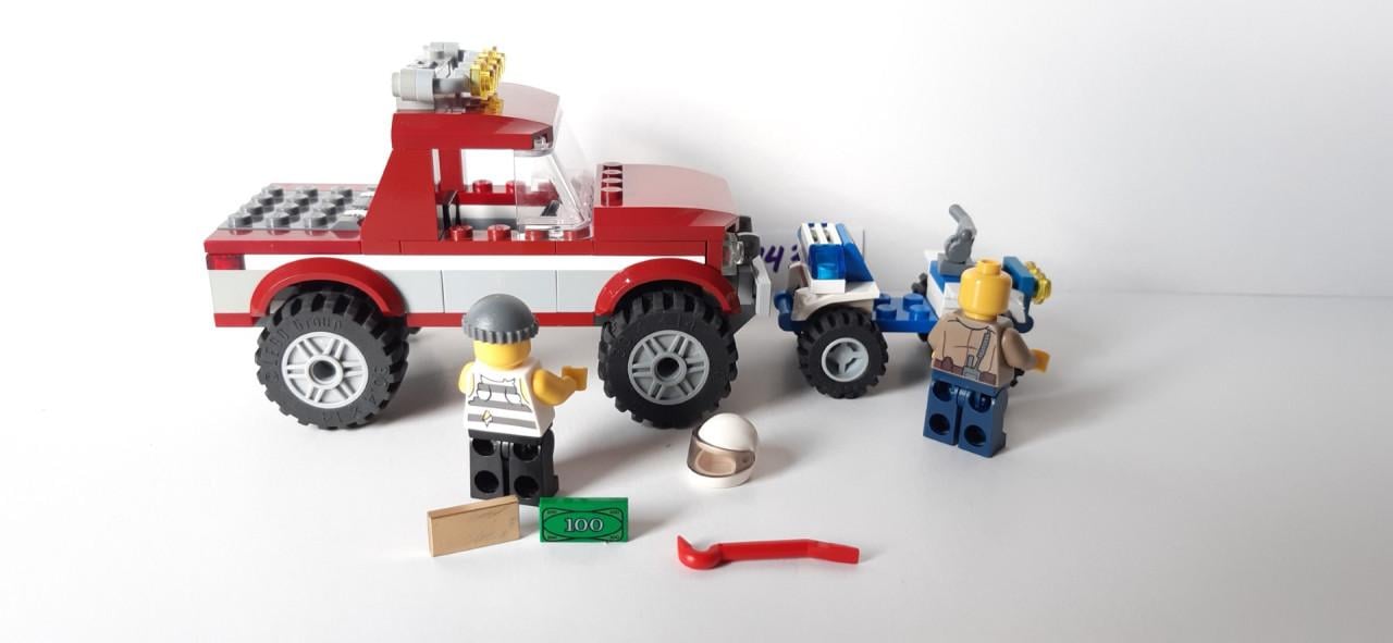 Lego City 4437: politie quad en jeep met 2 minifiguren