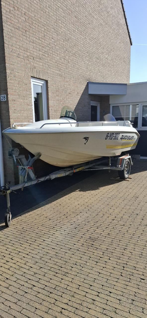 Quicksilver 425 inclusief trailer