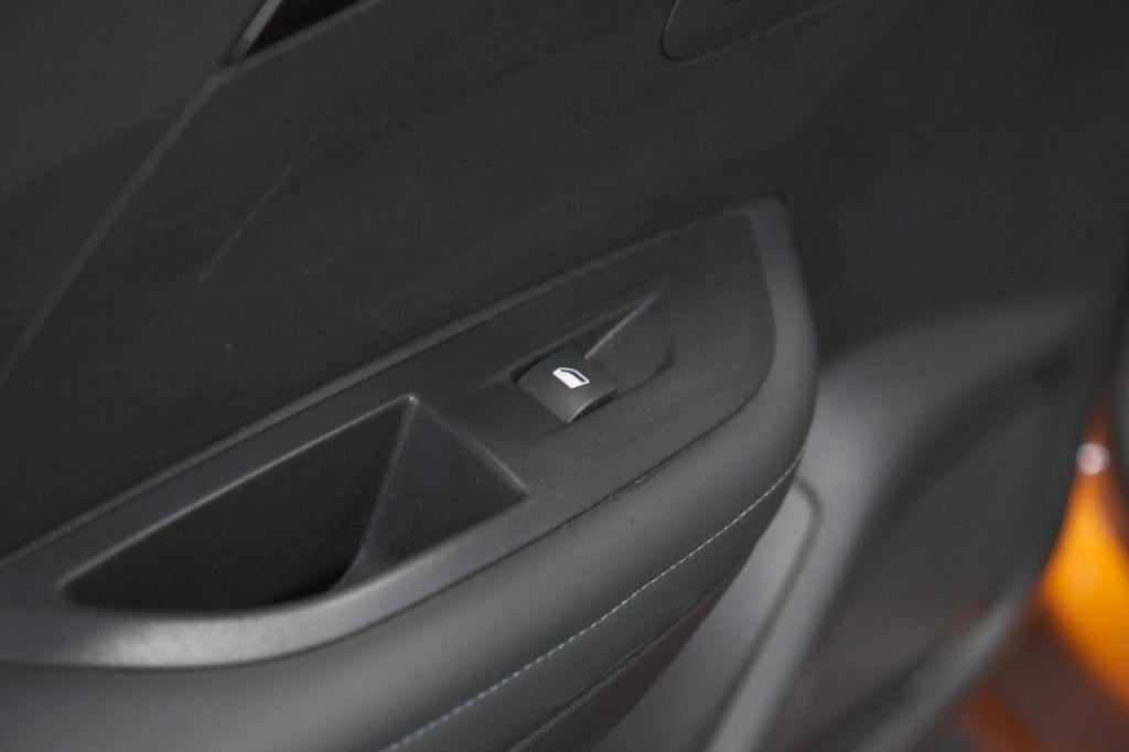 Peugeot 2008 puretech 130 allure pack | trekhaak | adaptieve cruise control