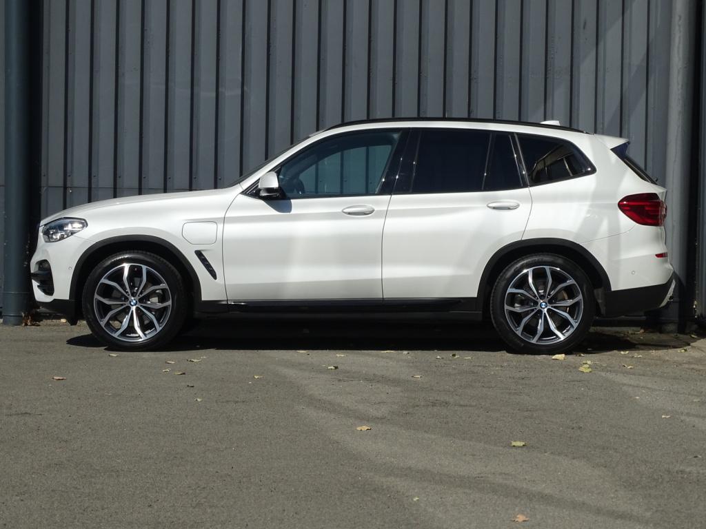 BMW X3 xdrive30e high executive