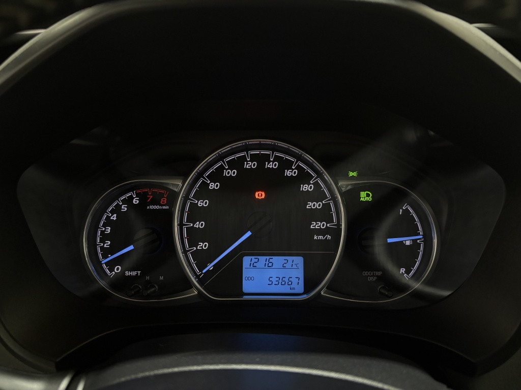 Toyota Yaris 1.0 vvt-i comfort | lage km-stand |