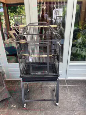 Grote  zware papagaai/ parkieten kooi