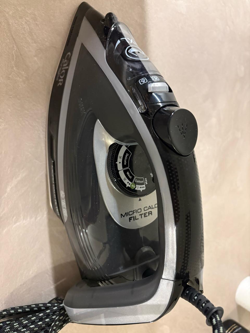 Calor puregliss stoomstrijkijzer