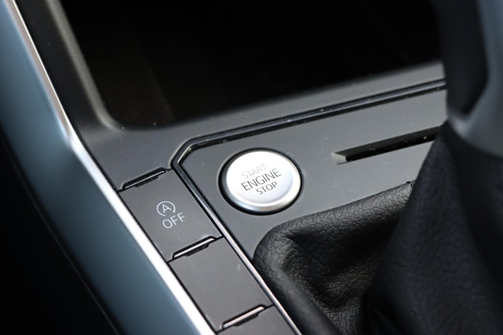 Volkswagen Polo 1.0 tsi life edition dsg7