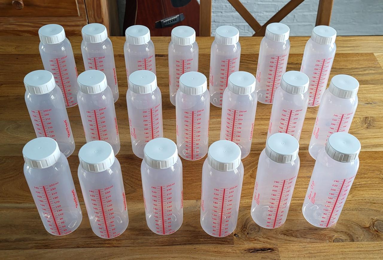 Moedermelk bewaarflesjes Sterifeed