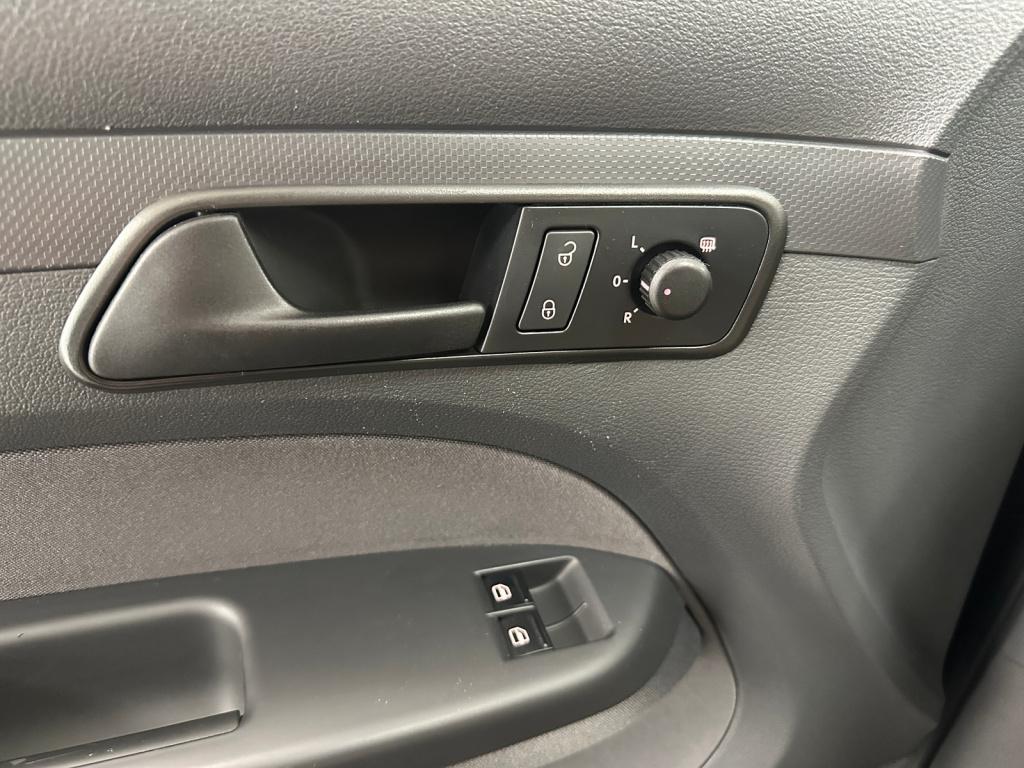 Volkswagen Caddy 1.2 tsi trendline | trekhaak | navigatie | 5 persoons |