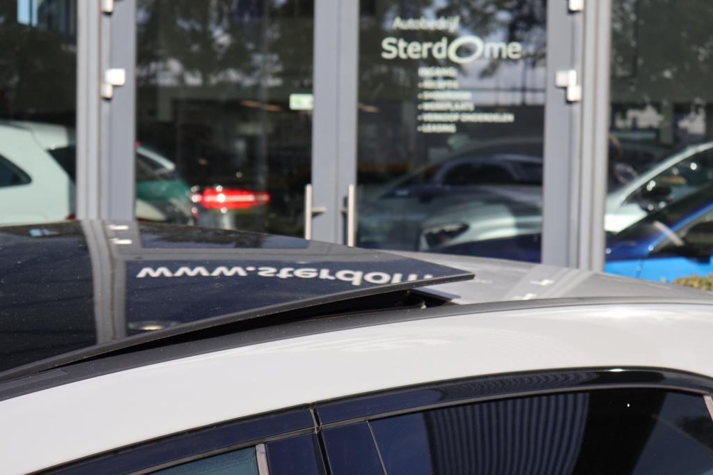 Mercedes-Benz A-Klasse 250 e amg line i panoramadak i camera i distronic i 