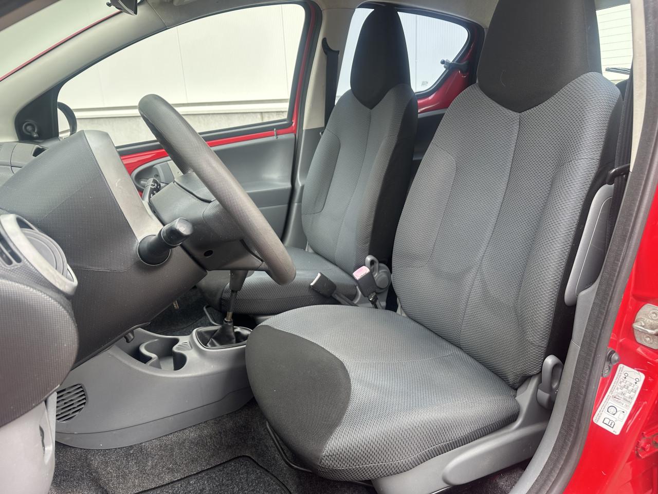 Toyota Aygo 1.0-12V + / Elektr. ramen / NAP / APK t/m 05-2027