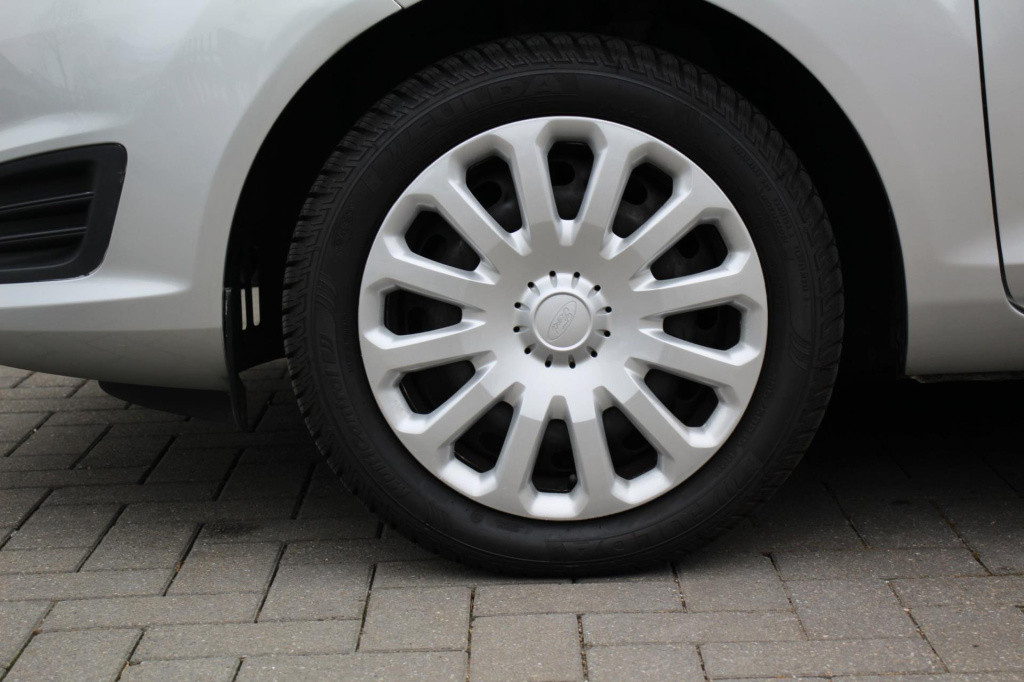 Ford Fiesta 1.0 trend - airco - stoelverwarming - alle doc - 1e eigenaar - 