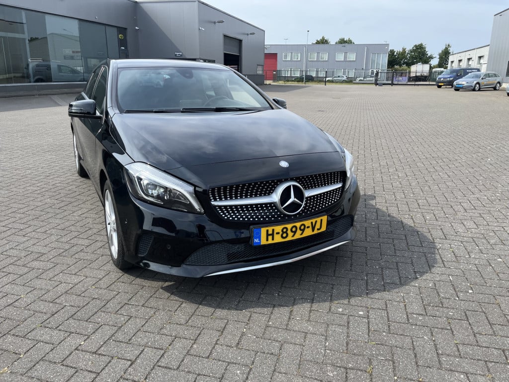 Mercedes-Benz A-Klasse 160 amg night edition
