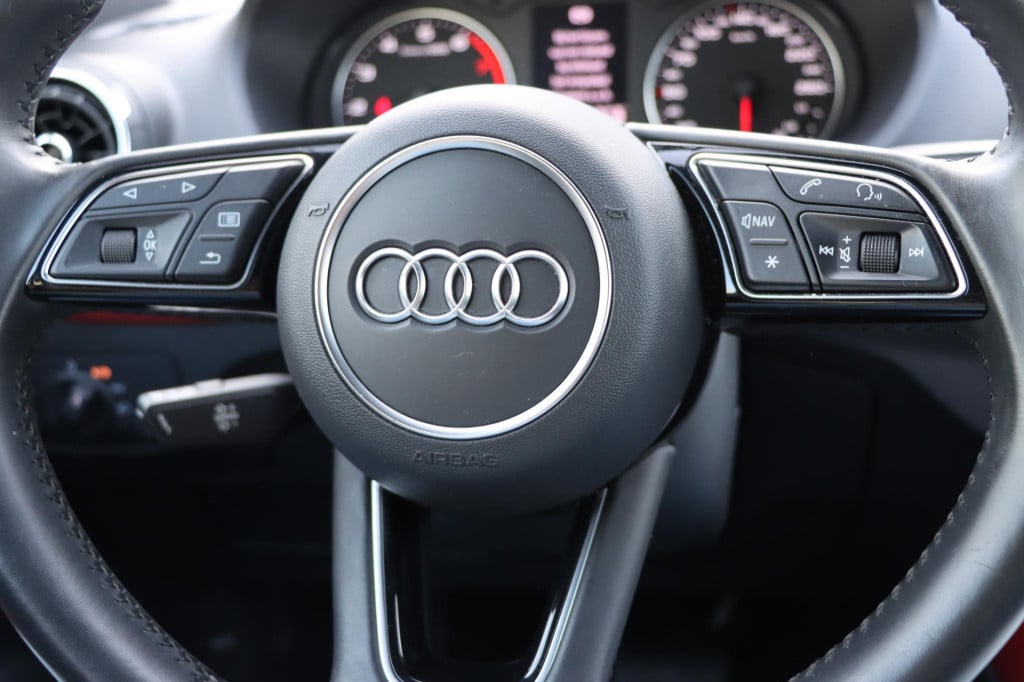 Audi Q2 35 tfsi s edition 150pk s-tronic