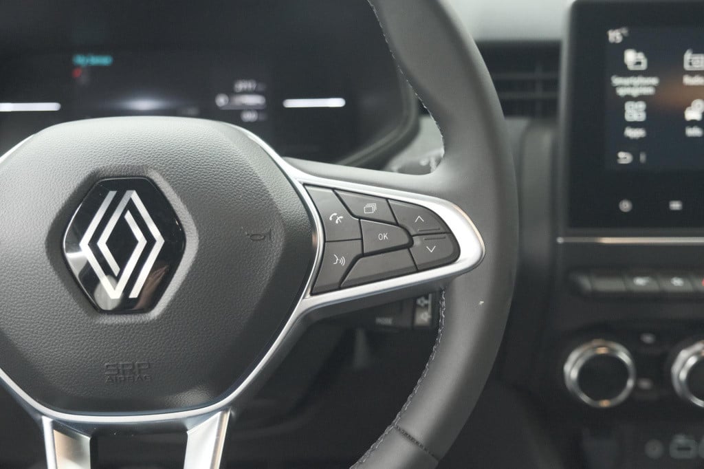 Renault Clio tce 90 gpf techno | nieuw model | 360 camera | apple carplay |