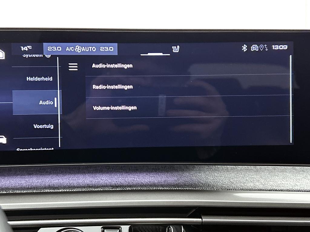 Peugeot 5008 hybrid 145 pk automaat allure | rijklaar | panoramisch navigat