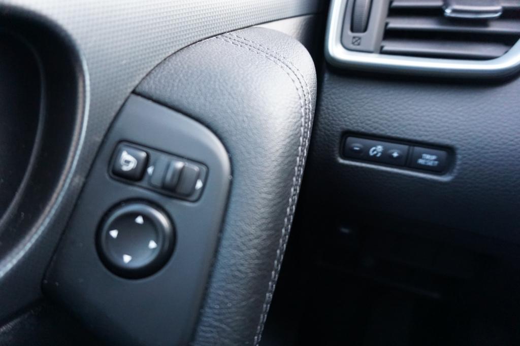 Nissan Qashqai 1.2 tekna panoramadak / navi / cruise / lm velgen / 360 came