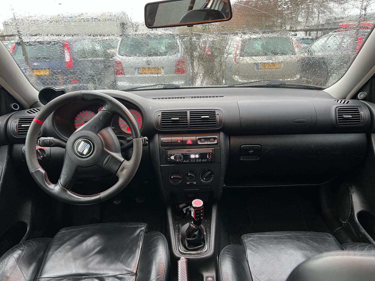 Seat Leon 1.8-20V Sport 125PK Leer/Cruise