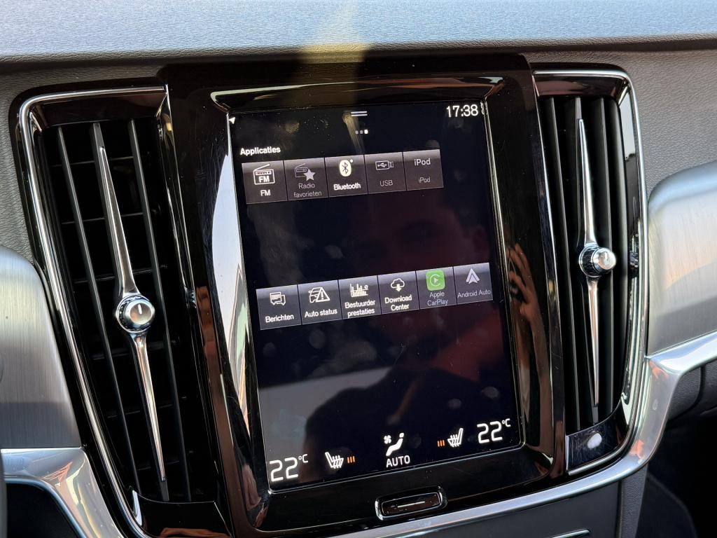 Volvo S90 2.0 t4 momentum | leder | parkeersensor | acc | apple carplay | b