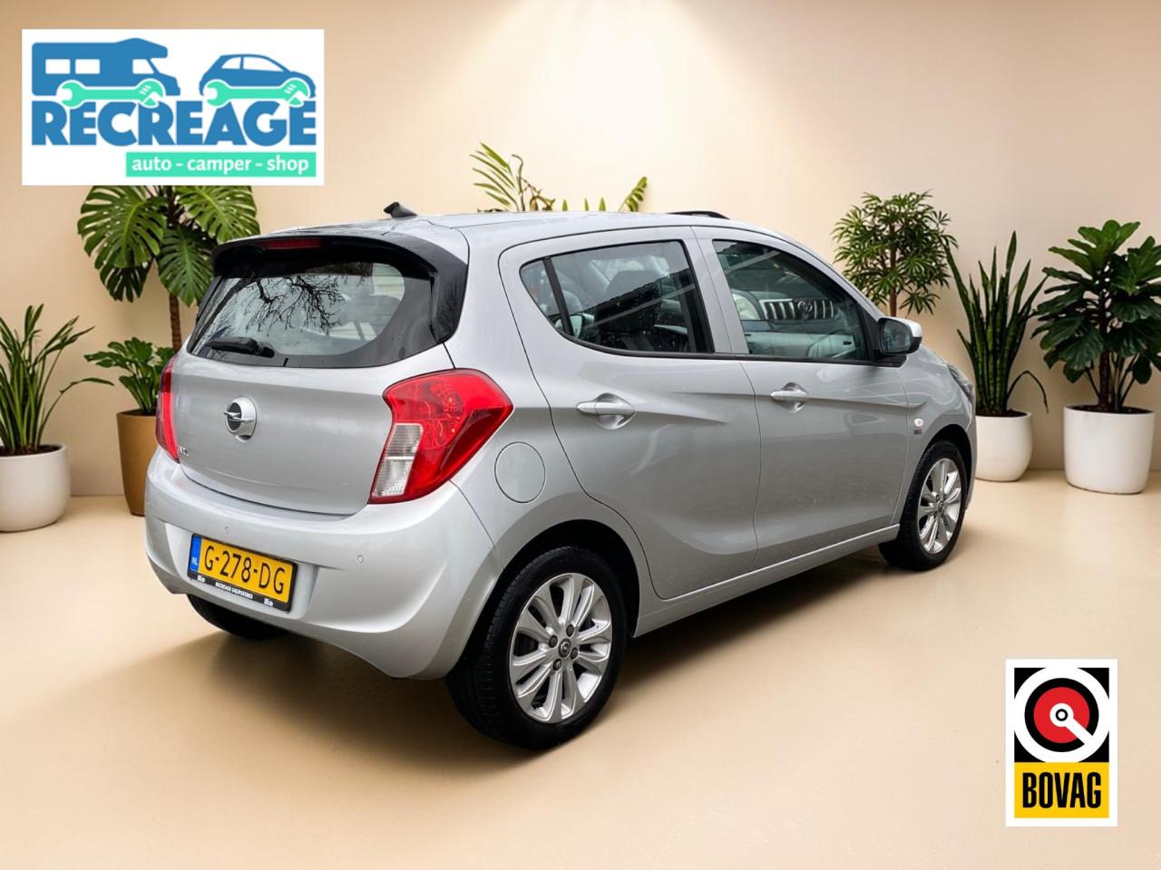 Als nieuwe Opel Karl met zeer lage NAP km! eerste eigenaar! jaar APK 3m gar