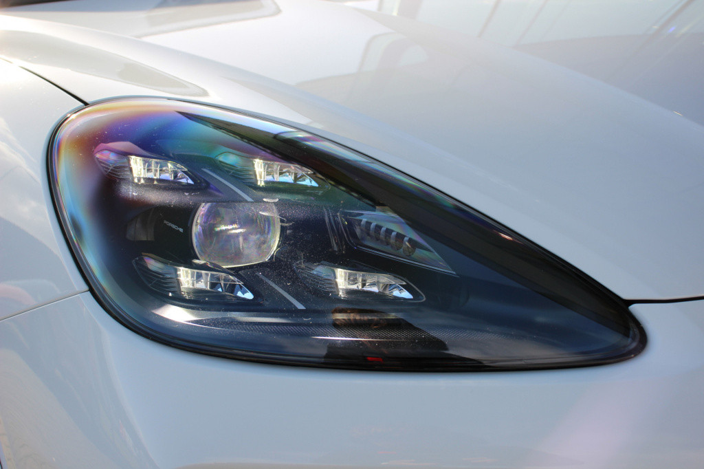 Porsche Cayenne 3.0 | sportdesign | pano | luchtvering | adaptief cruise co